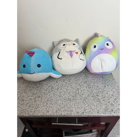 Squishmallows 8" Dr. Hoot the Owl, NARWHAL 10” Plush & Honeydew Chameleon, 8 Inc - Picture 1 of 9